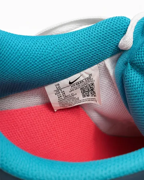Nike Air Force 1 '07 LV8 90s Neon — view 7